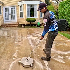 Rumson-Roof-Washing-Concrete-Restoration-Expert-Exterior-Cleaning-for-Long-Lasting-Results 2